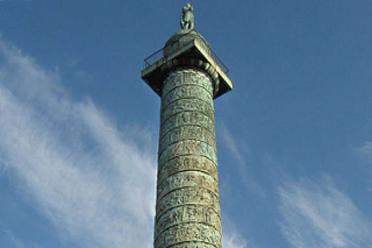 Die Siegessäule "Colonne Vendôme" in Paris